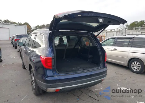 2016 Honda Pilot Touring z USA, uszkodzony, nr VIN 5FNYF6H91GB092058